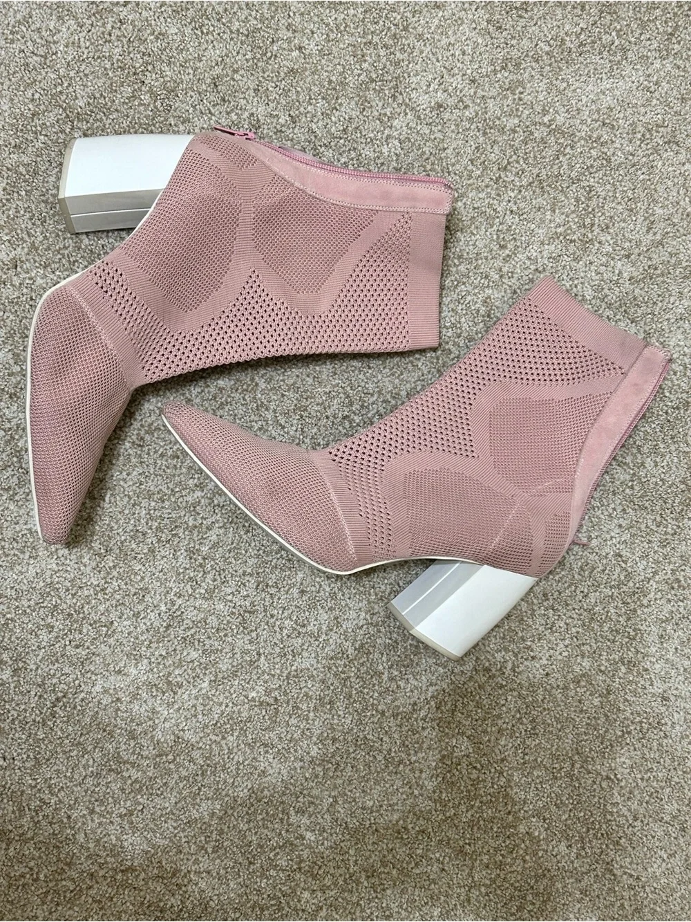 Jeffrey Campbell Dusty Rose Knit Pointed Sock Booties size 9